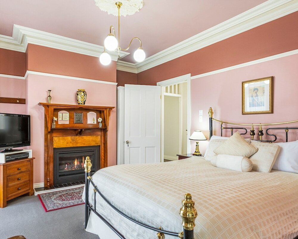 Фото Bethany Manor Bed & Breakfast