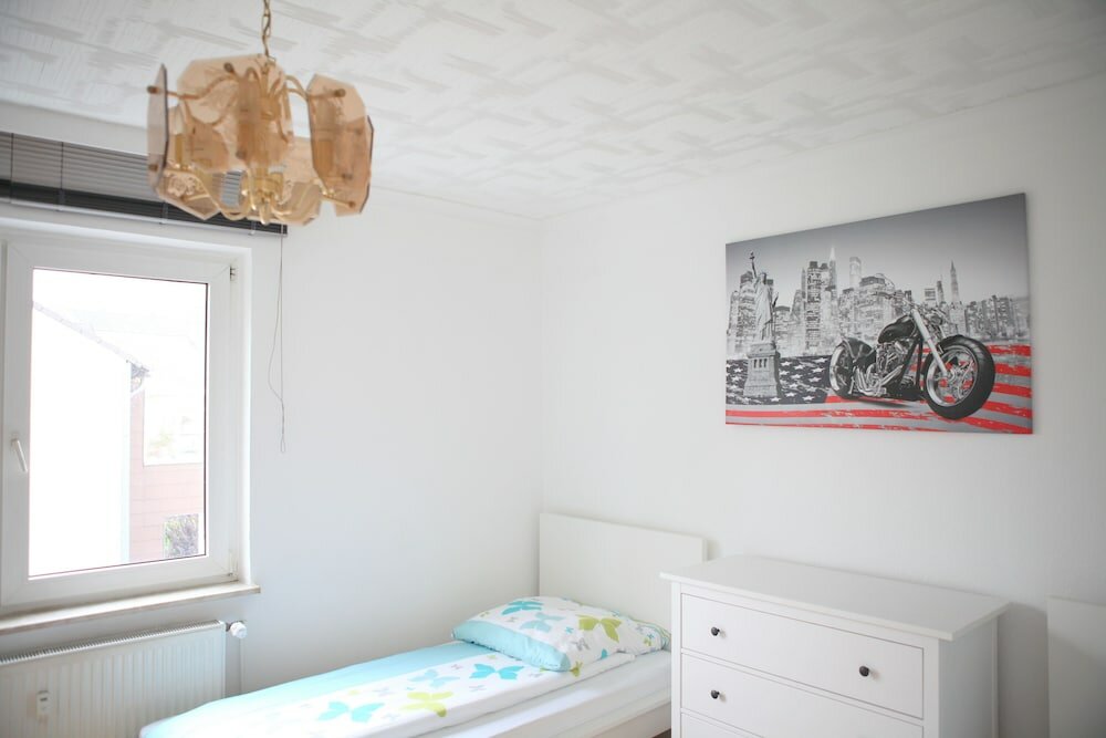 Фото White House Bochum Ehrenfeld