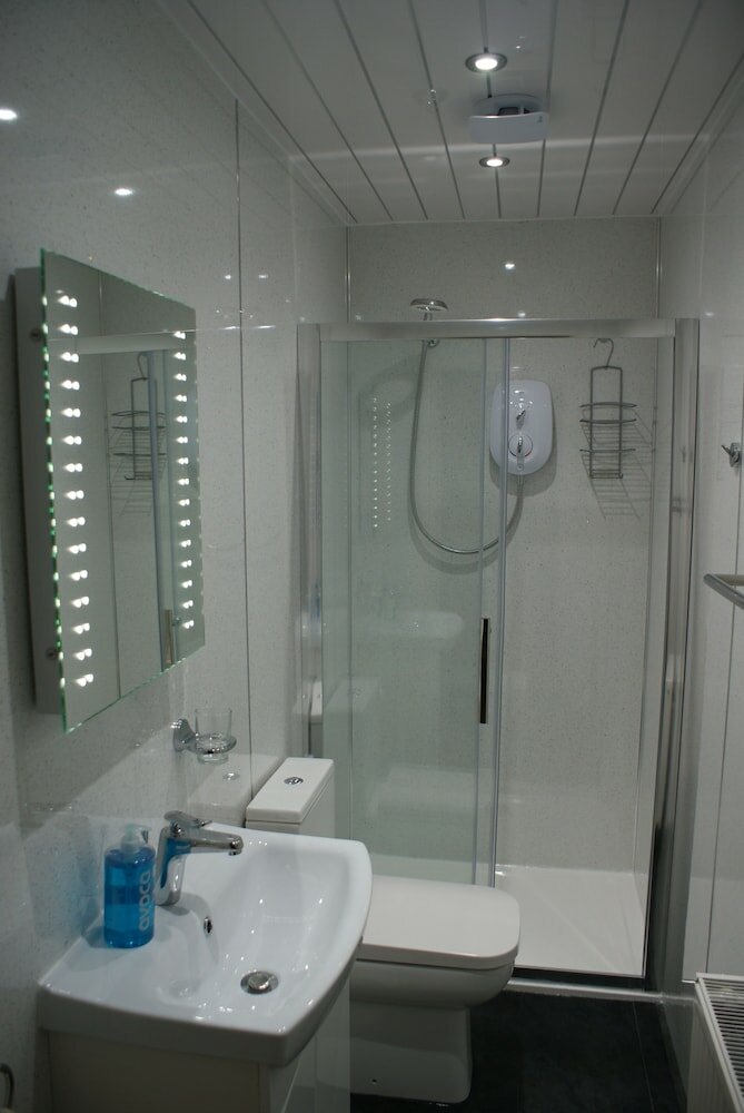 Фото Dean Park Guest House