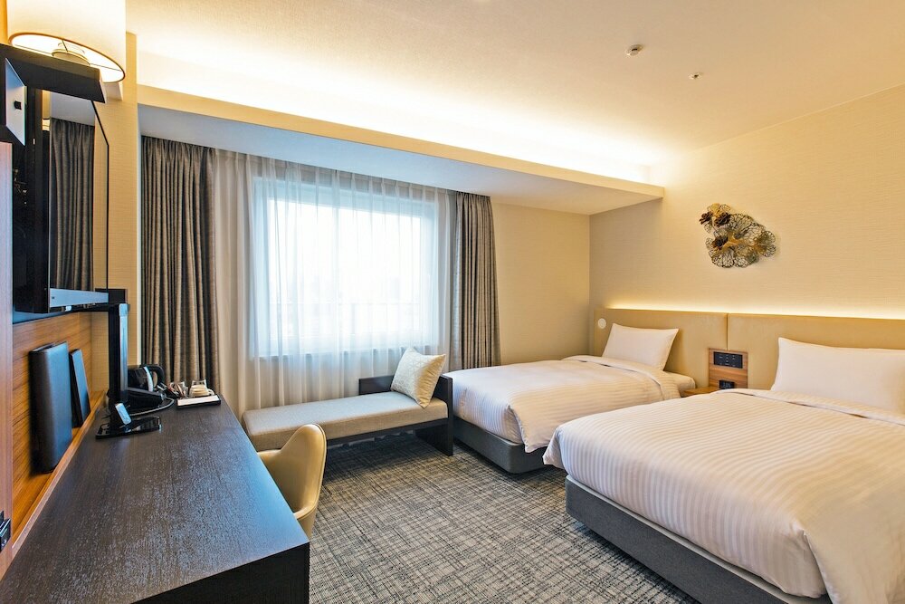 Фото Premier Hotel Cabin President Osaka