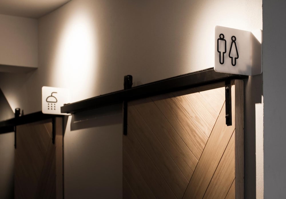 Фото Bed One Block Hostel