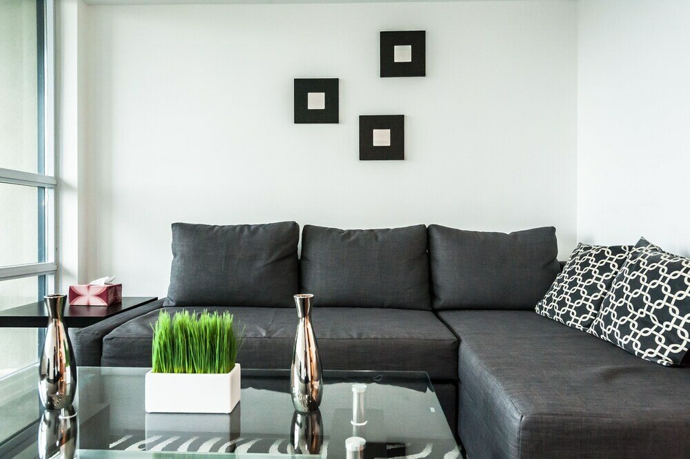 Фото Life Suites - Fort York Central Condo