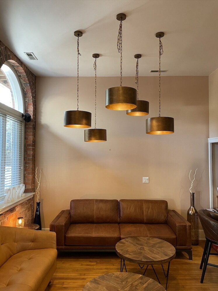 Фото Front Street Inn