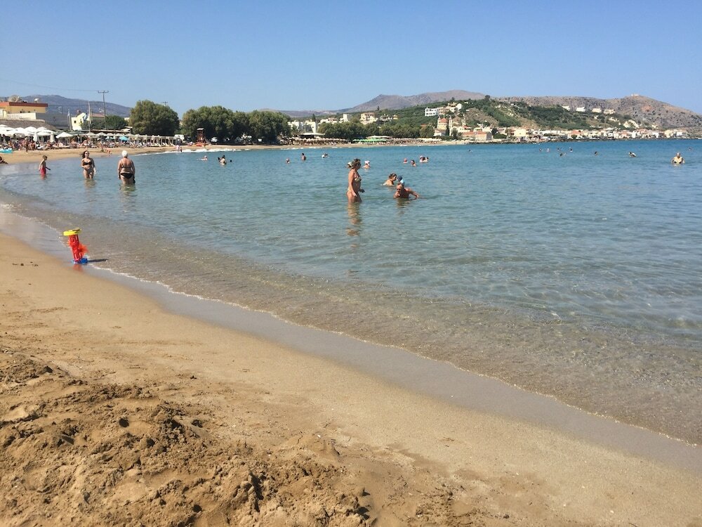 Фото Asterias Studios Apartments