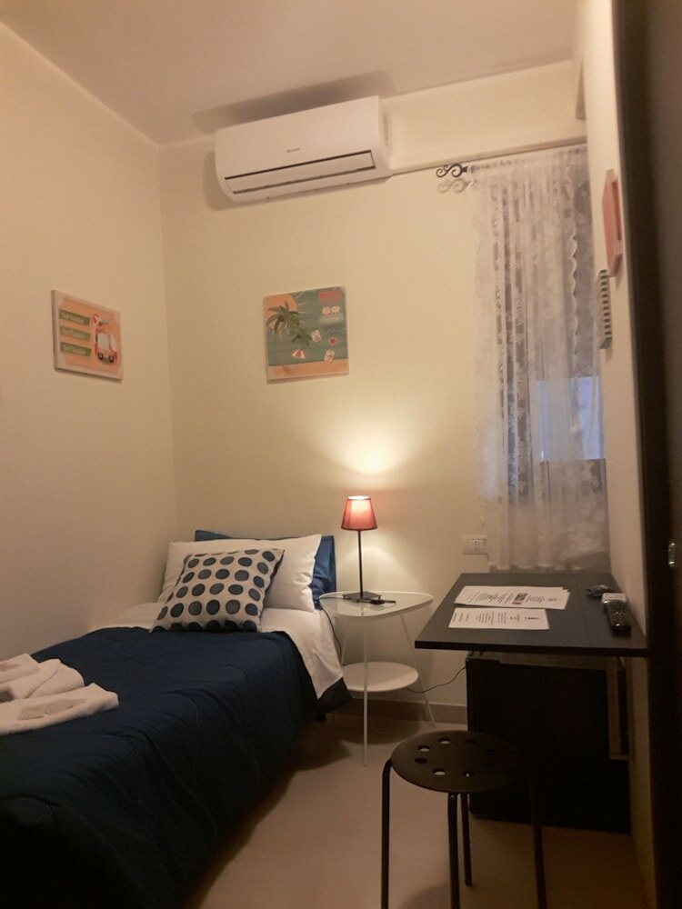 Фото Affittacamere B&b Domus Taranto