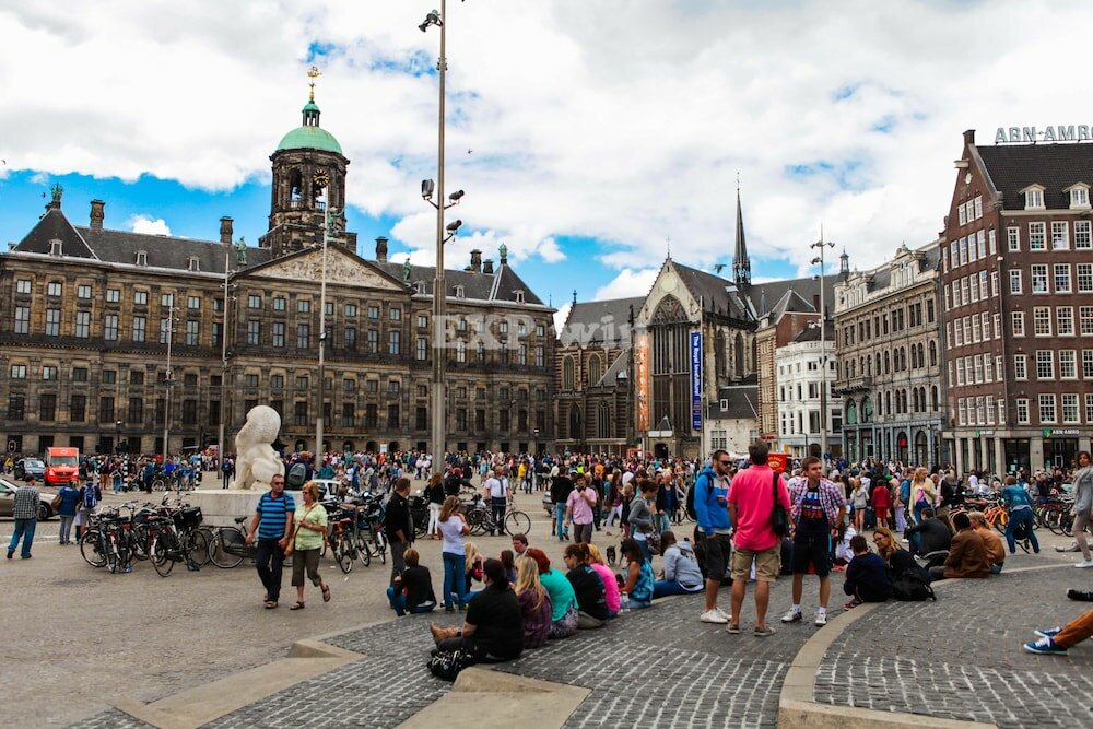 Фото Hampton by Hilton Amsterdam Centre East