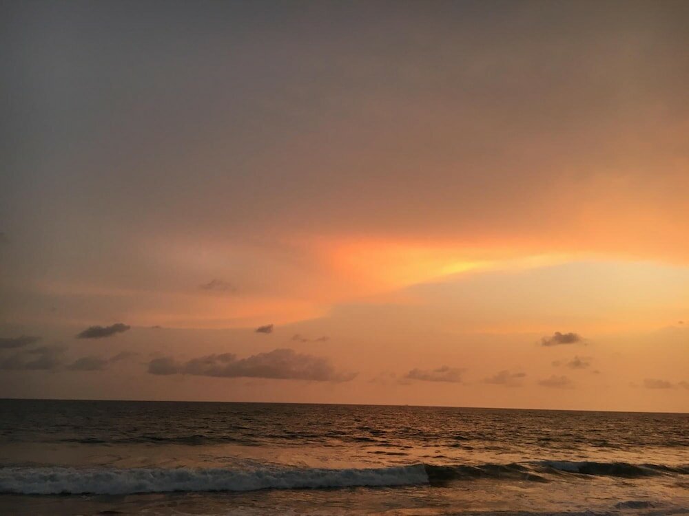 Фото Akwidaa Inn