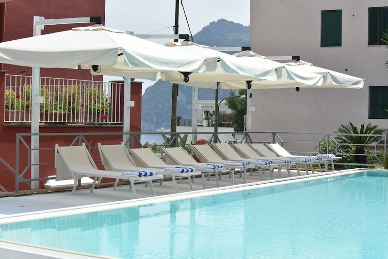 Гостиница Hotel Palatium Mari в Капри