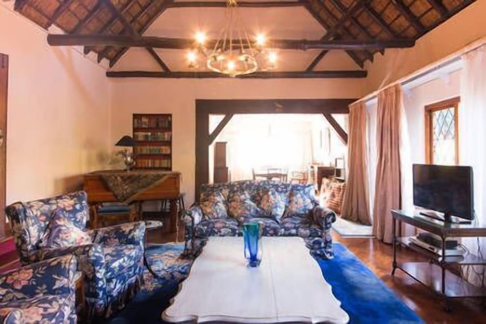 Фото Constantia Woods