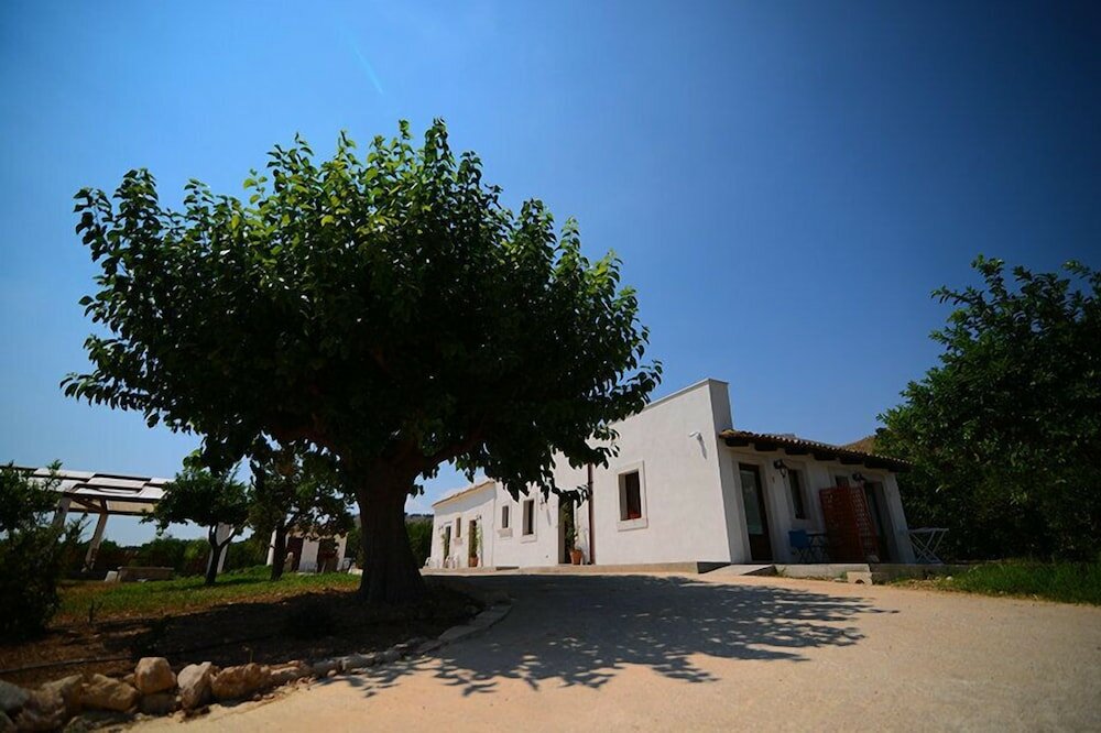 Фото Agriturismo alle Riserve Cavagrande