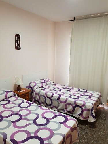 Гостиница Hostal L Escaleta в Оропеса-дель-Мар