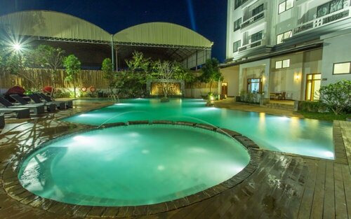 Гостиница Yeak Loam Hotel