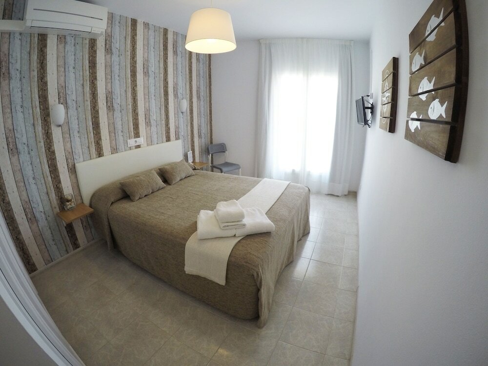 Фото Hostal del Mar