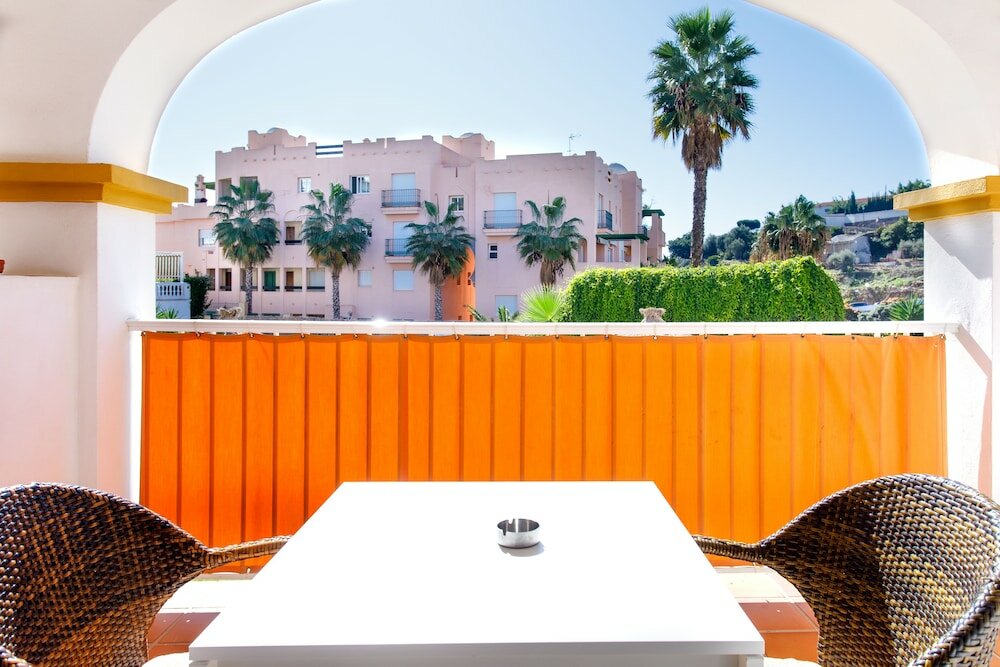 Фото Apartamentos Turísticos Almoraide