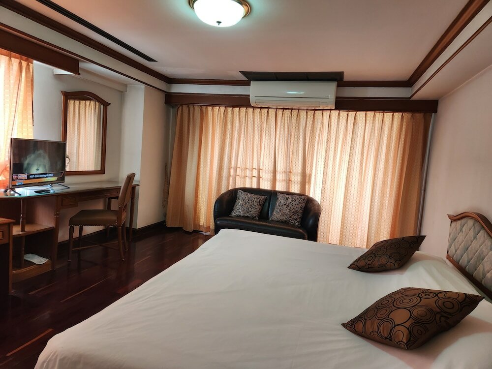 Фото Interchange Tower Serviced Apartment