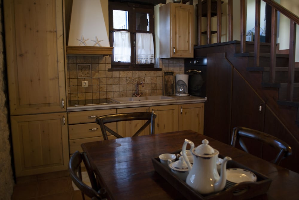 Фото Arethousa Villas