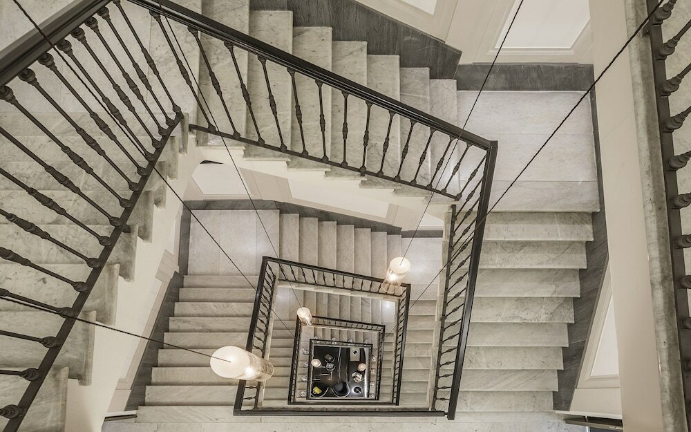 Фото The Glam Hotel