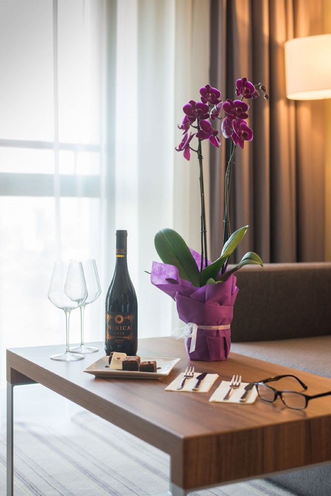 Фото Best Western Premier Sofia Airport Hotel