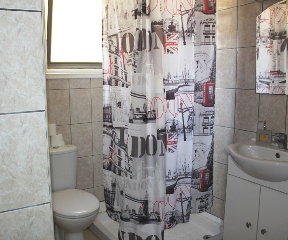 Фото St. Mamas Hotel Apartments