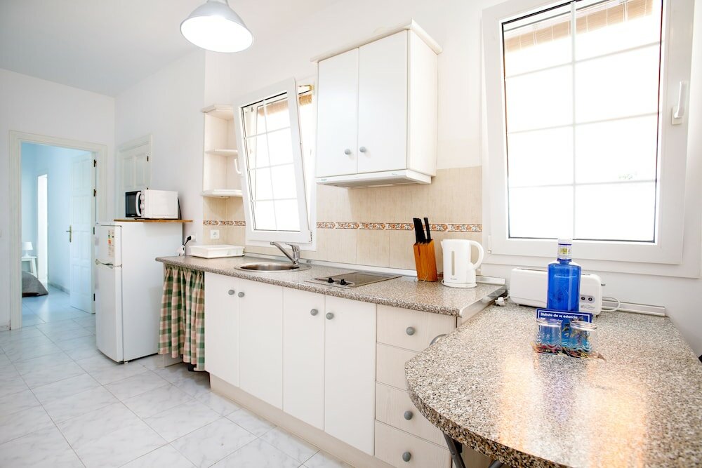 Фото Apartamentos Turísticos Almoraide