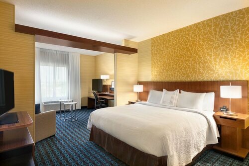 Гостиница Fairfield Inn & Suites Lancaster East at The Outlets