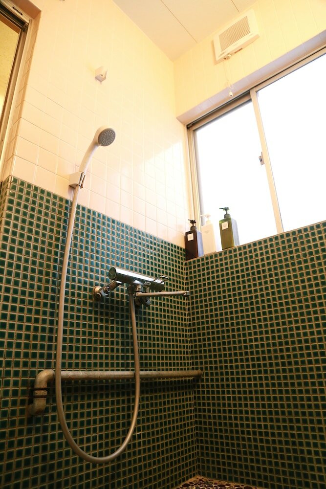 Фото Y Pub&Hostel Tottori