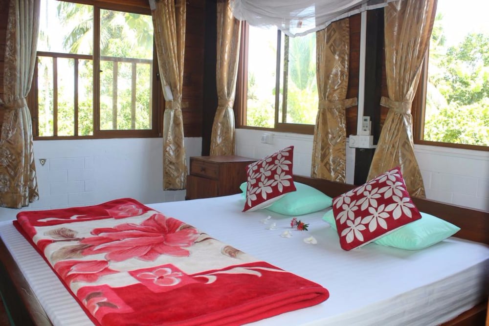 Фото Surf & Yoga Mirissa