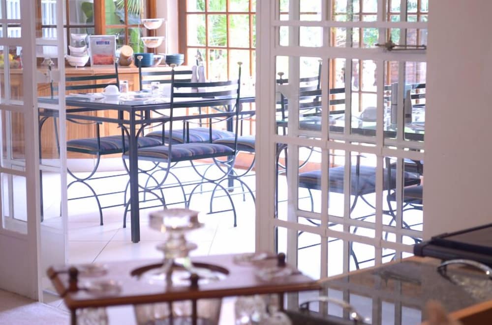 Фото Ah Ha Guest House