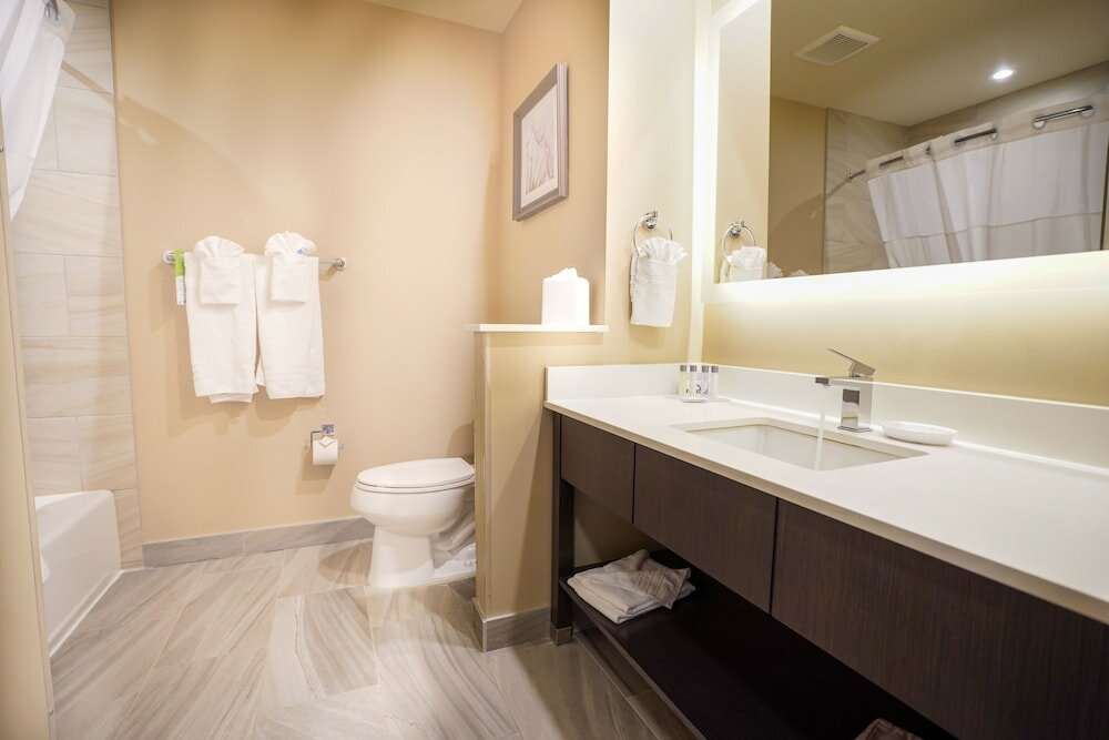 Фото Fairfield Inn And Suites Airdrie