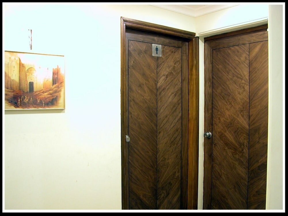 Фото Hotel Gokul