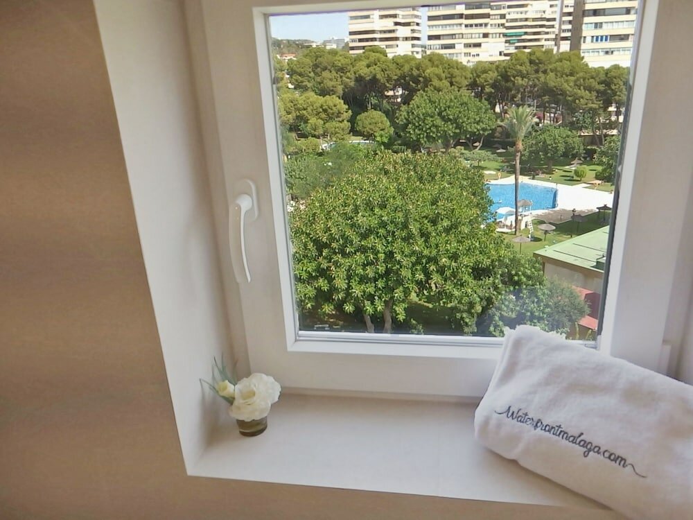 Фото Waterfront Playamar Apartments