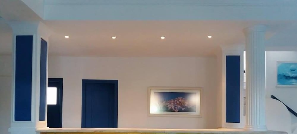 Фото Santorini Breeze