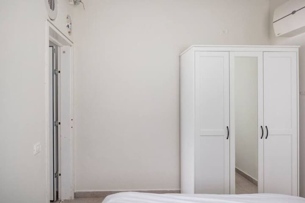 Фото Top Penthouse & Jacuzzi On The Beach