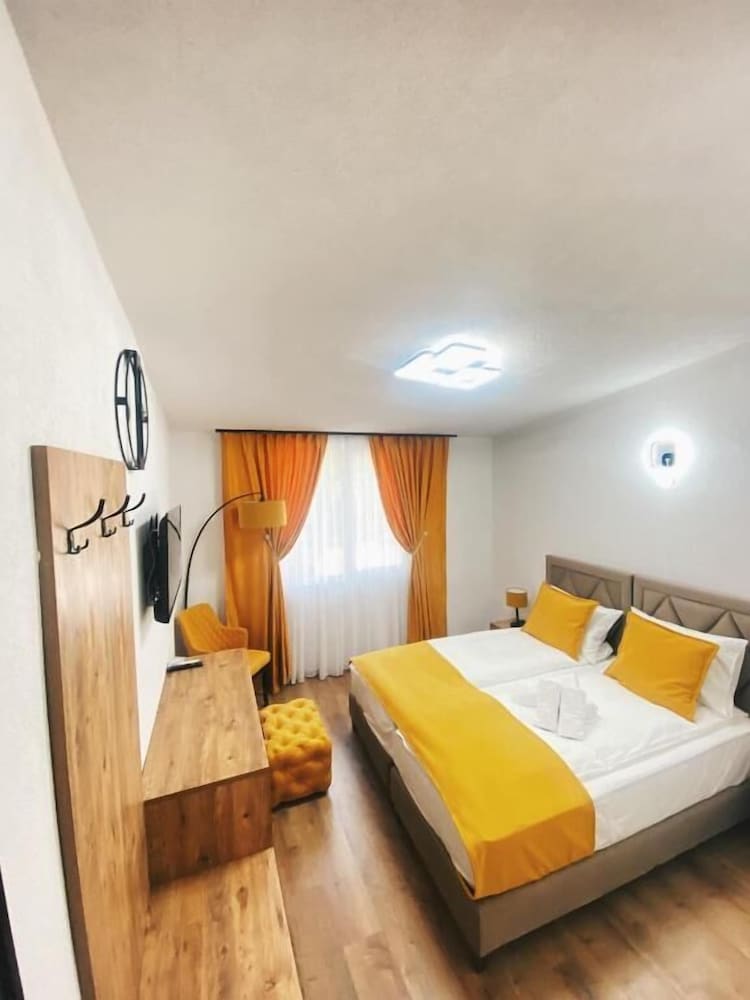 Фото Hotel & Restaurant Domestika