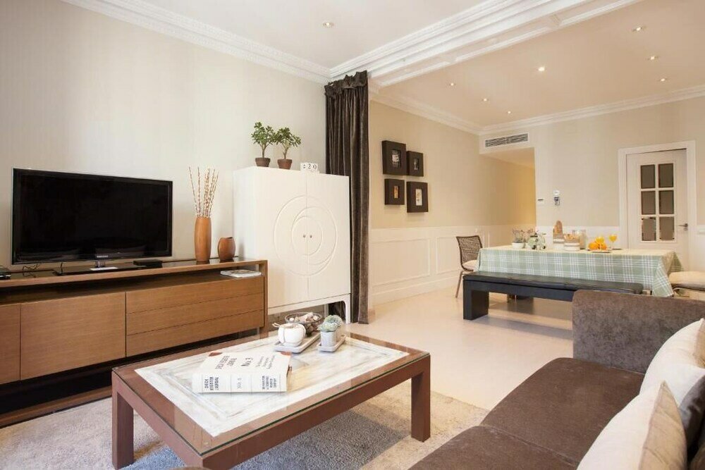 Фото Enjoybcn Tapies Apartment