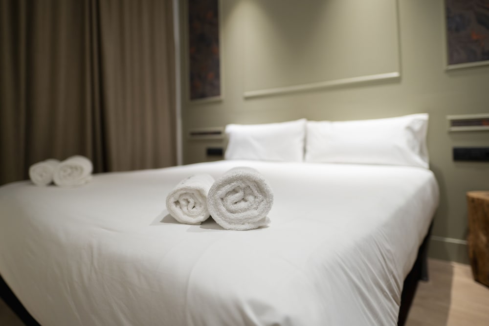 Фото Passeig de Gracia by Enjoybcn