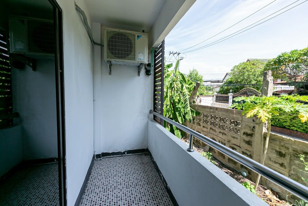 Фото Deeden Pattaya Resort