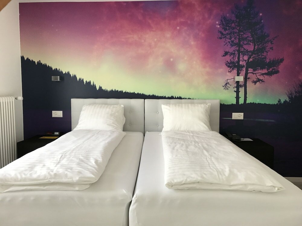 Фото Murtenhof & Krone