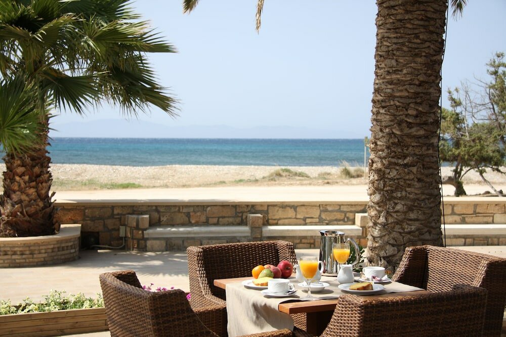 Фото Finikas Hotel