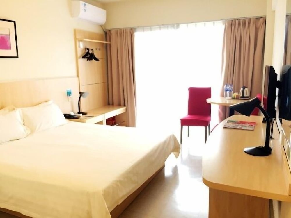 Фото Jinjiang Inn Maidelong Dongguan