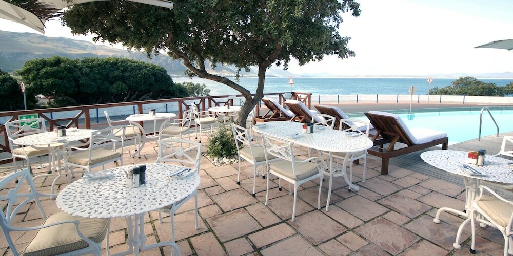 Фото Harbour House Hotel