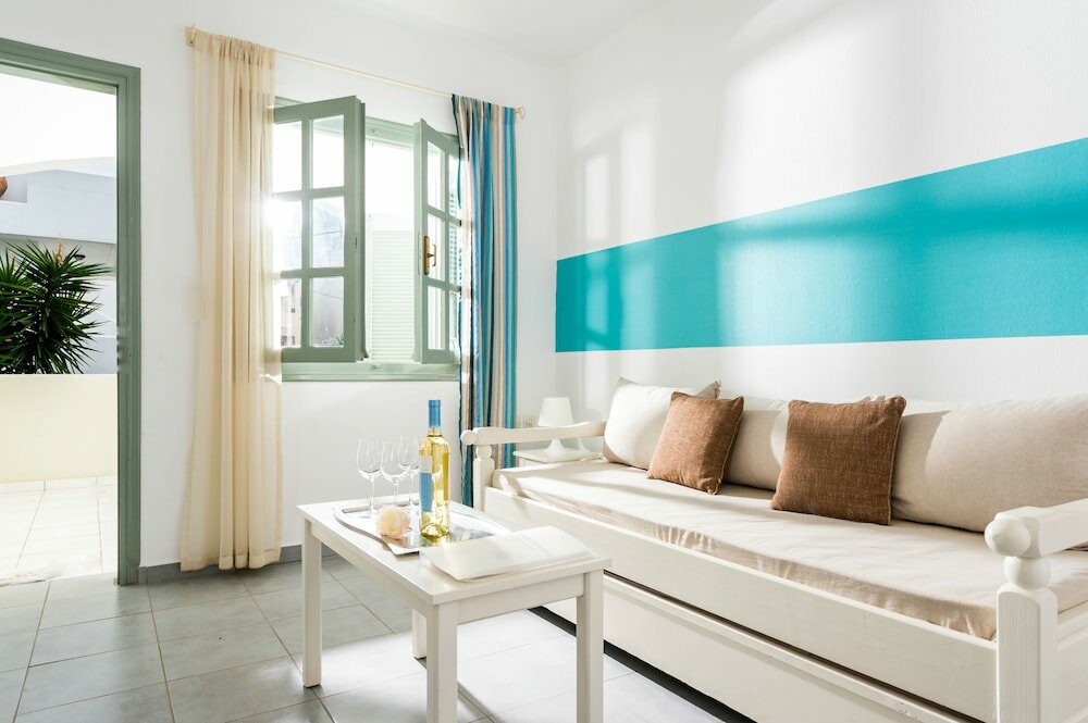 Фото Angela Suites Boutique Hotel