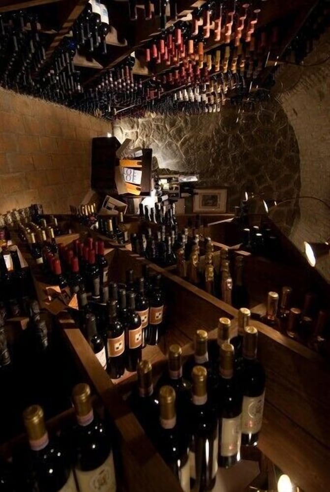 Фото Agriturismo Monte Due Torri