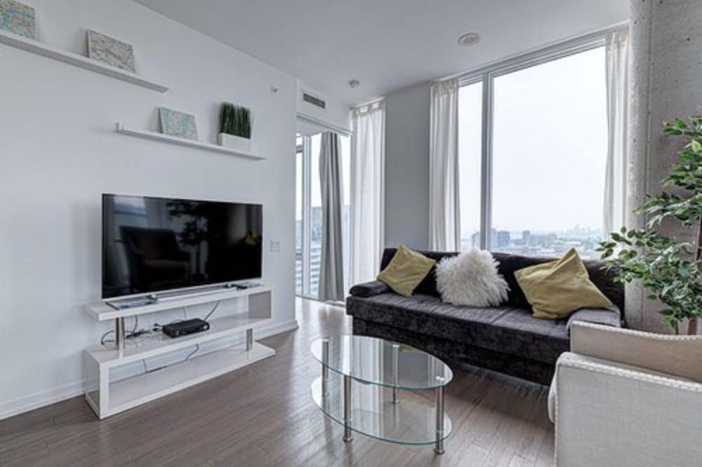 Фото Velvet Stays – Entertainment District