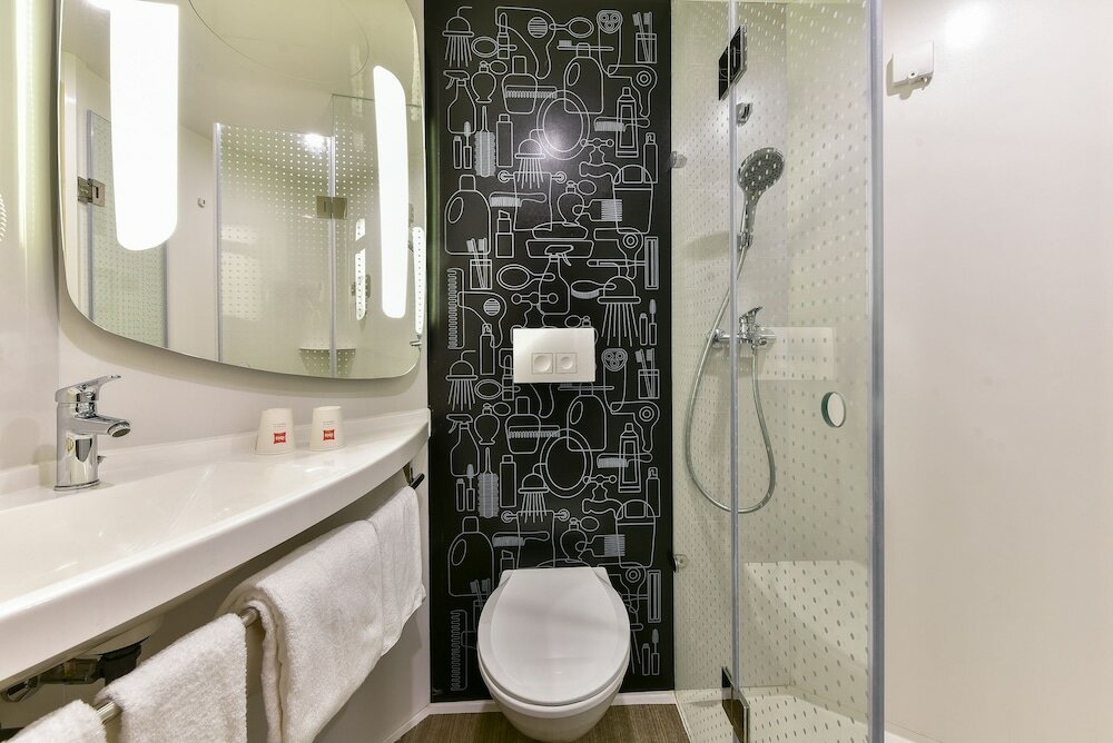 Фото Ibis Guilin Railway Station hotel