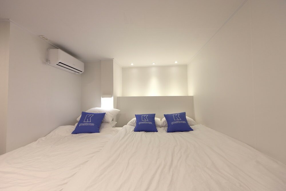 Фото K-Guesthouse Myeongdong 1