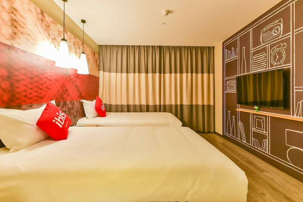 Фото Ibis Guilin Railway Station hotel