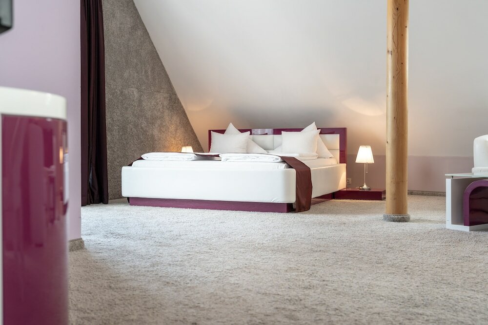 Фото Empress Hotel