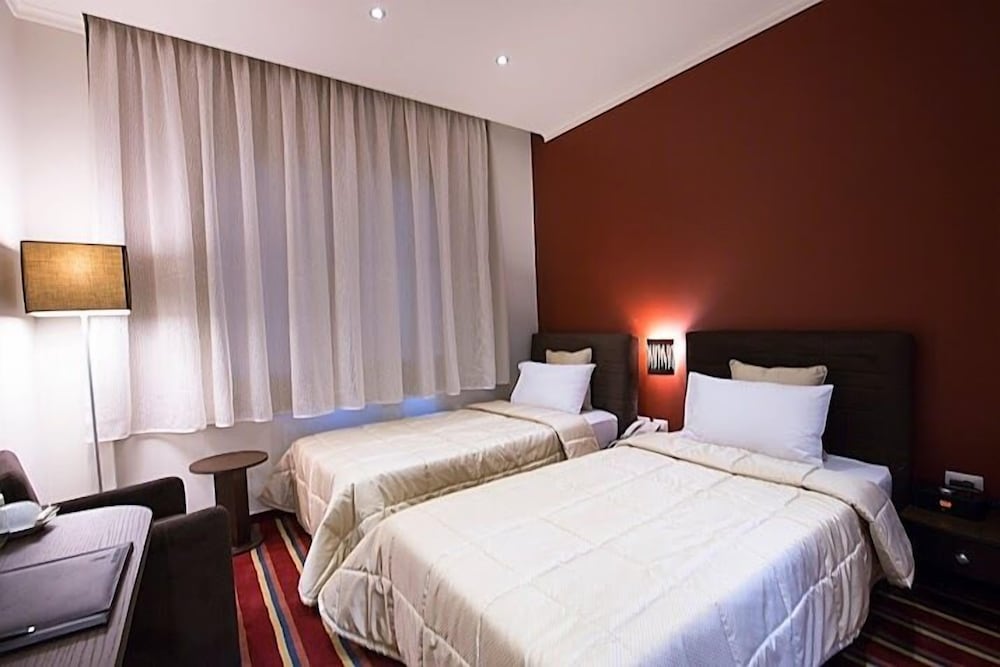 Фото The J Hotel & SPA