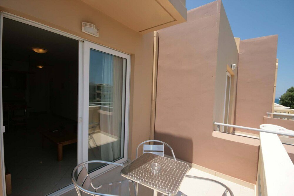 Фото Castro Beach Hotel